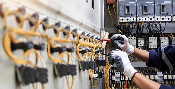 Professional Electrician technician working in Weaverville, CA